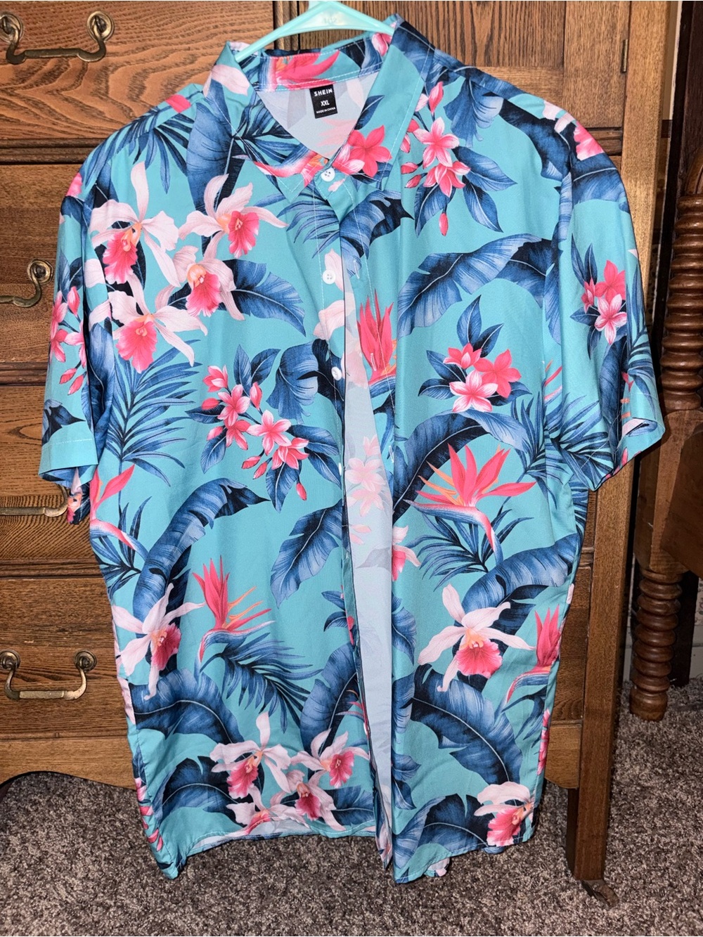 Men’s Tropical Floral Short Sleeve Button-Up Shirt - Blue/Pink